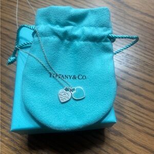 Selling this beautiful Tiffany & Co. diamond necklace.